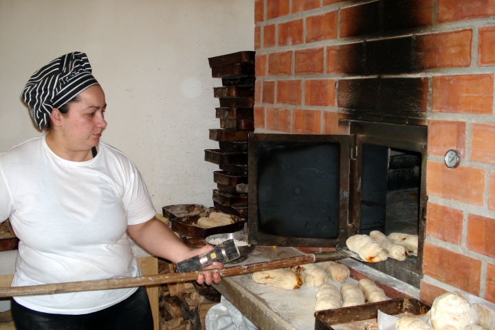 woman making a bread