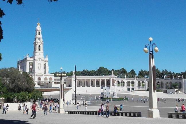Travelers visit Fatima where our Lady appeared for three children.