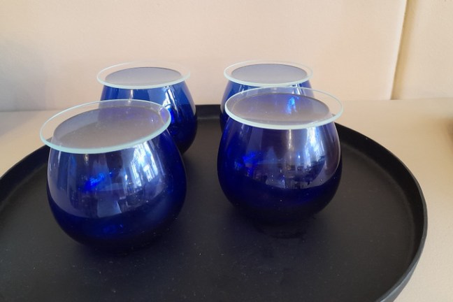special blue glasses to drink olive oil